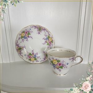 Vintage Colclough Light Purple/ Lavender Floral fine bone china Teacup & saucer